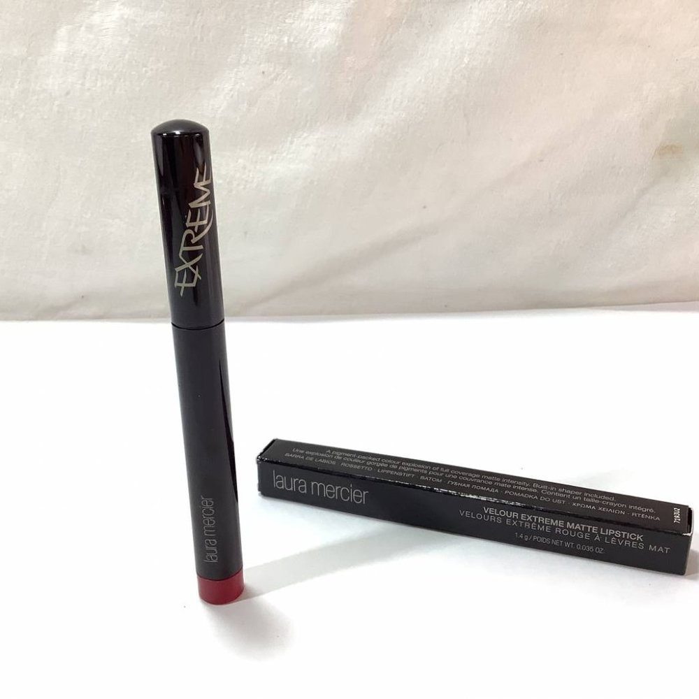 Laura Mercier Velour Extreme Matte Lipstick